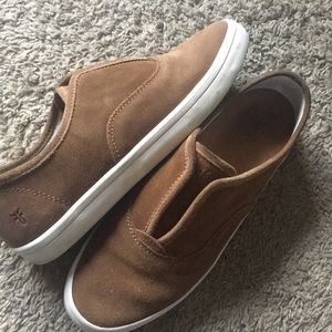 FRYE Women's Kerry Slip-On